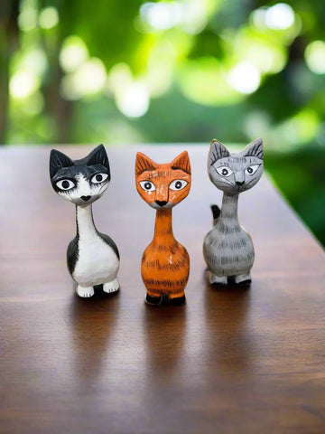 Fair-trade Handmade Medium Wooden Cat Ornament