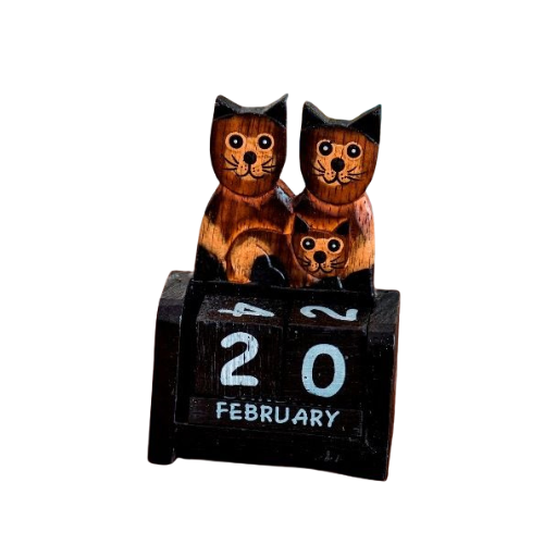 Fair-trade Handmade Wooden Calendar - Cat Family