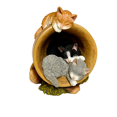 Flowerpot Cat Ornament Three Kittens Asleep